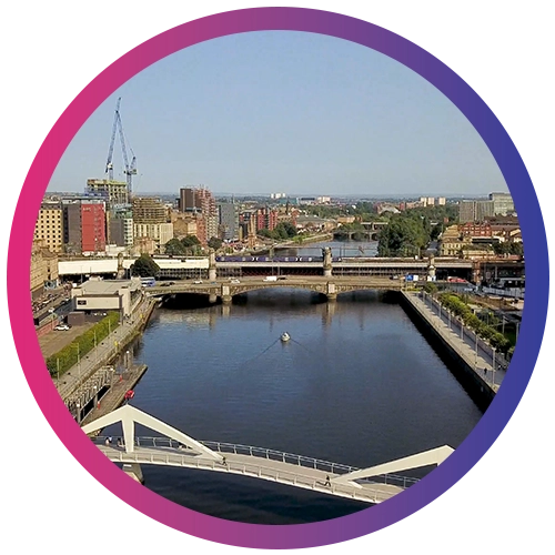 Fly over the Glasgow Clyde river